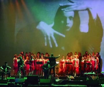 Santa Sabina exorciza Los Pinos: una proyección que revive el espíritu del rock mexicano